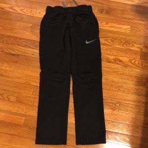 Nike boys pant